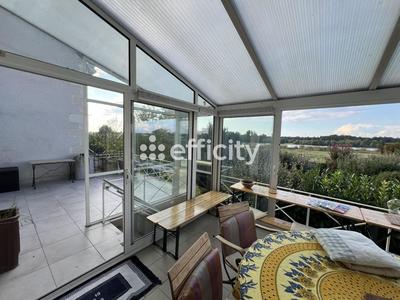 Maison - 213 m² - 10 pièces