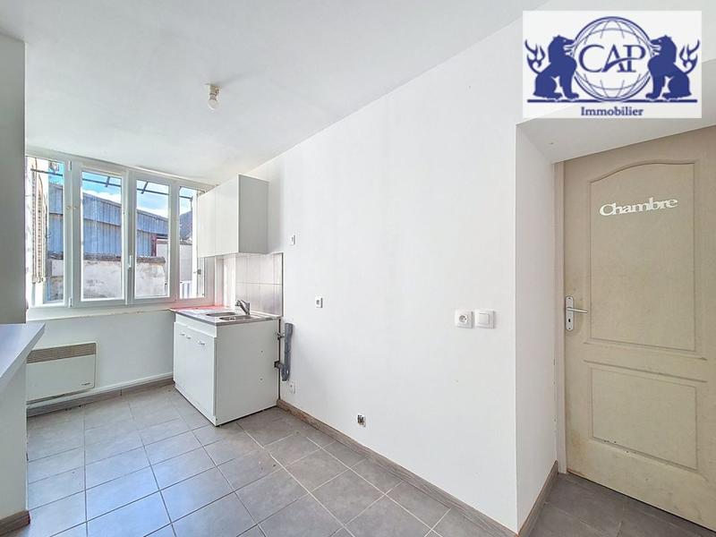 Maison traditionnelle - 89 m² - 5 pièces