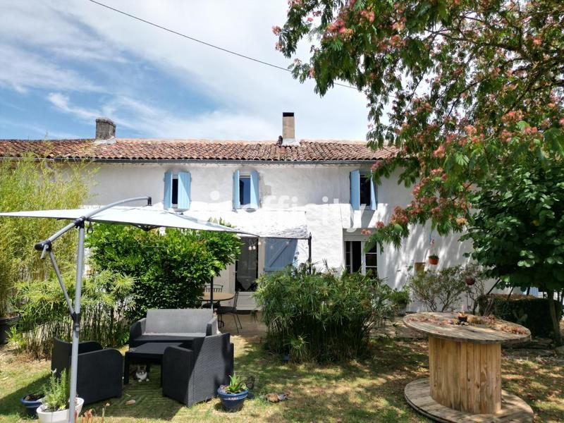 Maison - 260 m² - 10 pièces