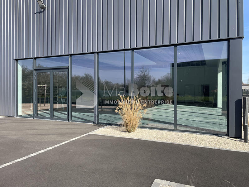 Local d'activités - 824 m² - 6 pièces