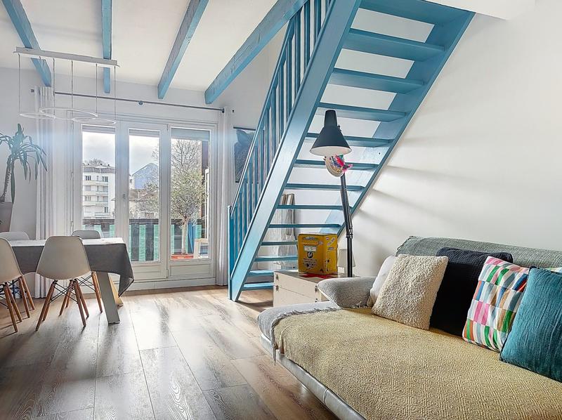 Appartement - 98 m² - 5 pièces