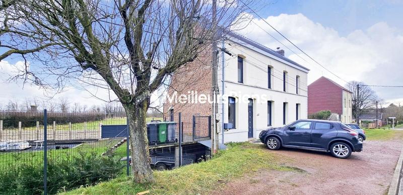 Maison - 204 m² - 7 pièces