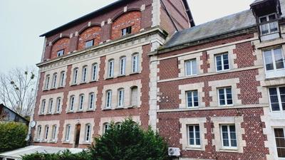 Immeuble - 1 900 m²