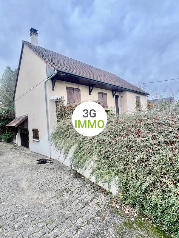 Maison traditionnelle - 102 m² - 5 pièces