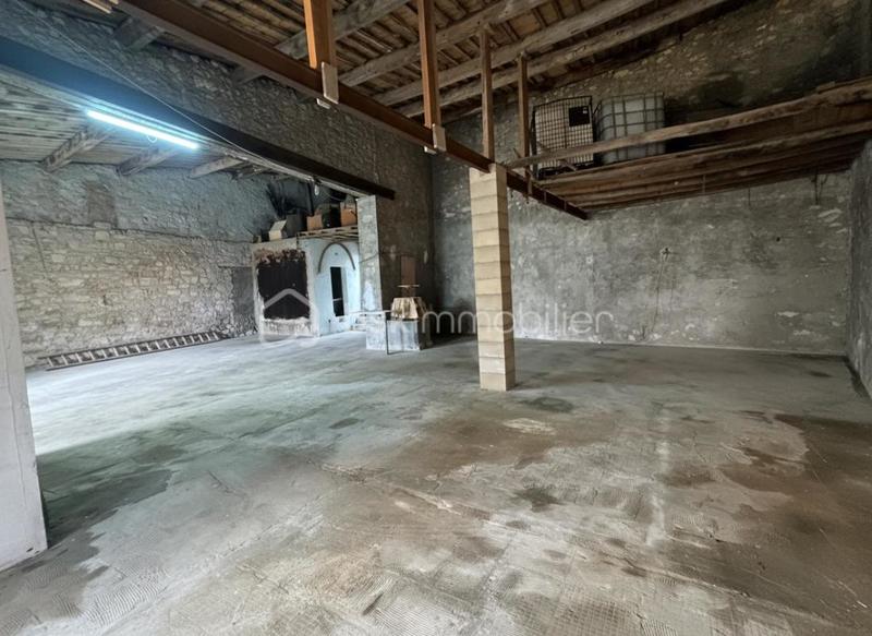 Maison - 150 m² - 1 pièce