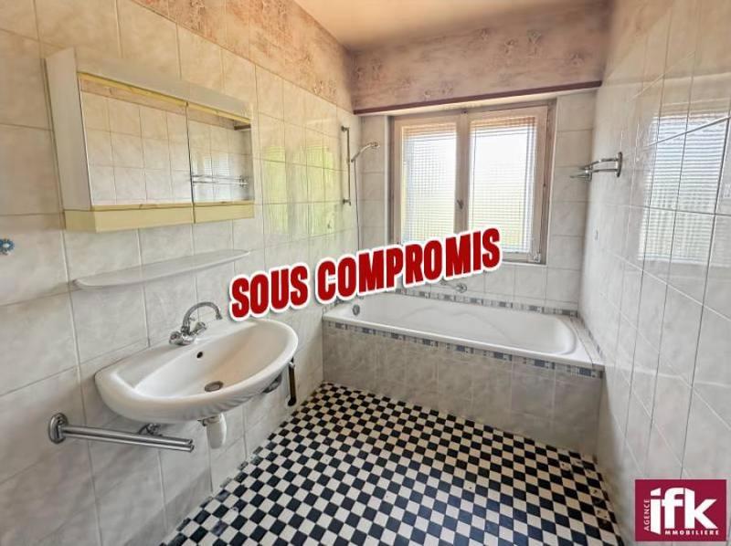 Appartement - 93 m² - 4 pièces