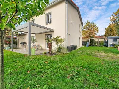 Maison - 117 m² - 5 pièces