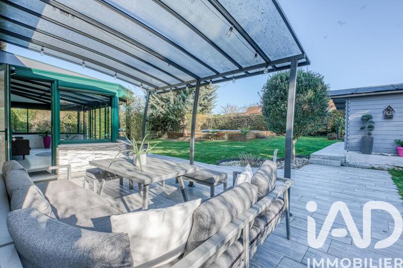 Maison - 200 m² - 8 pièces