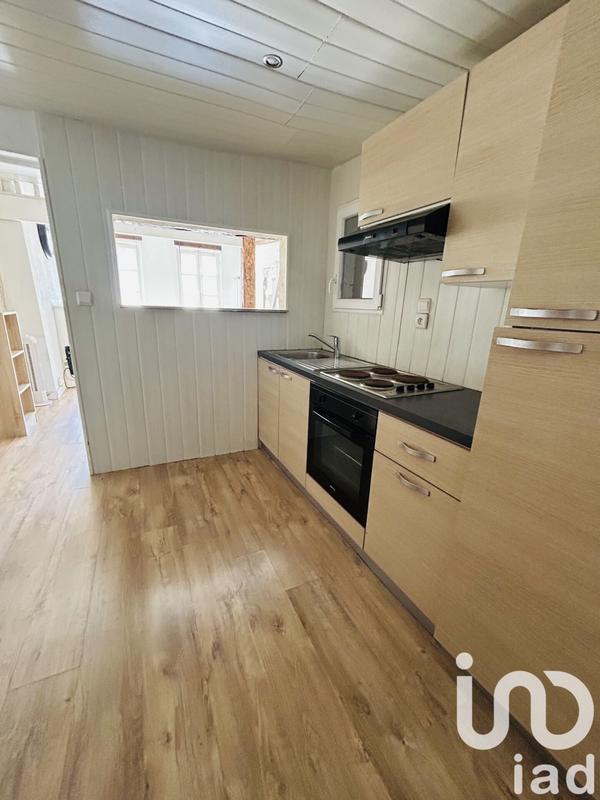 Studio - 30 m² - 1 pièce