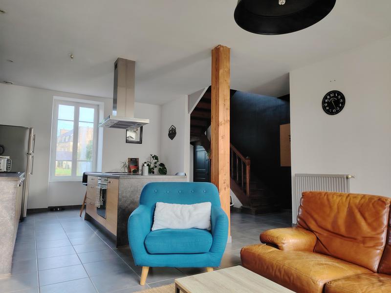 Maison - 110 m² - 6 pièces