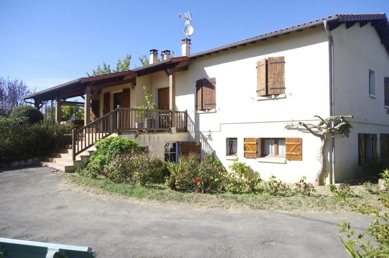 Maison - 188 m² - 8 pièces