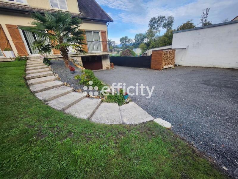 Maison - 156 m² - 7 pièces