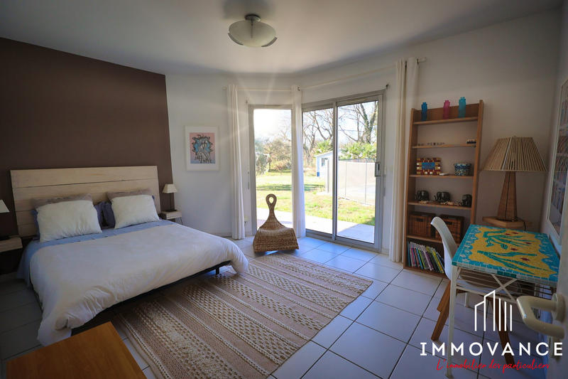 Maison - 181 m² - 5 pièces