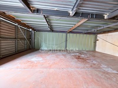 Entrepôt - 100 m² - 1 pièce