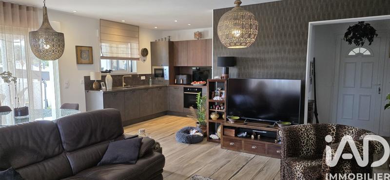 Appartement - 98 m² - 4 pièces