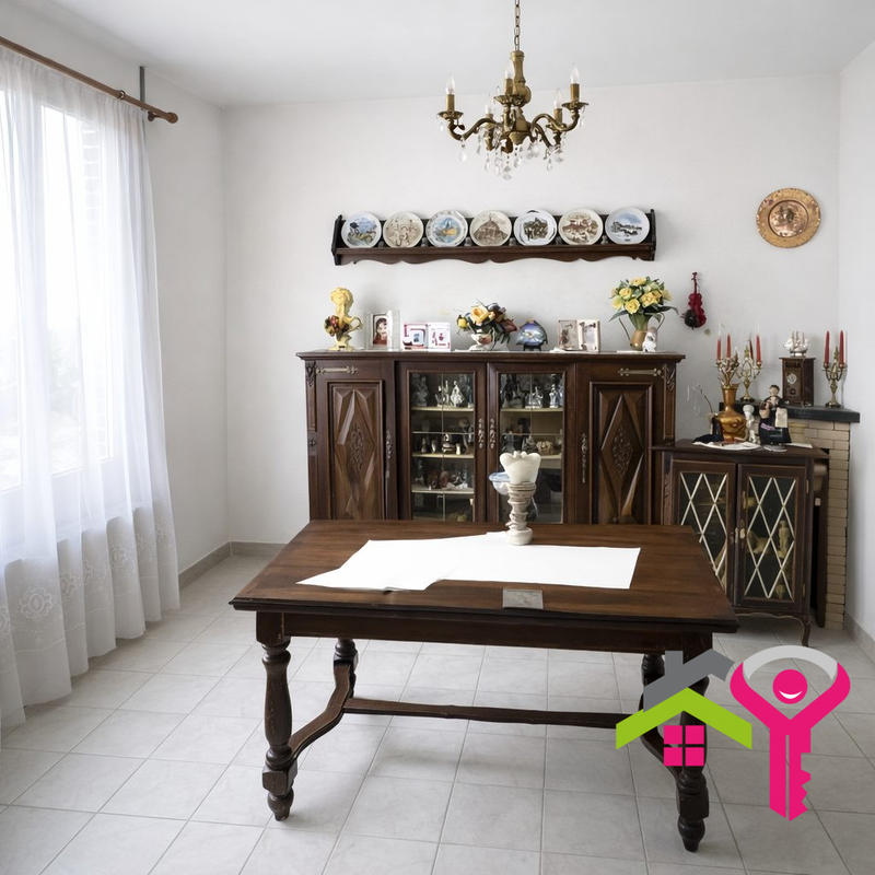 Maison - 90 m² - 4 pièces