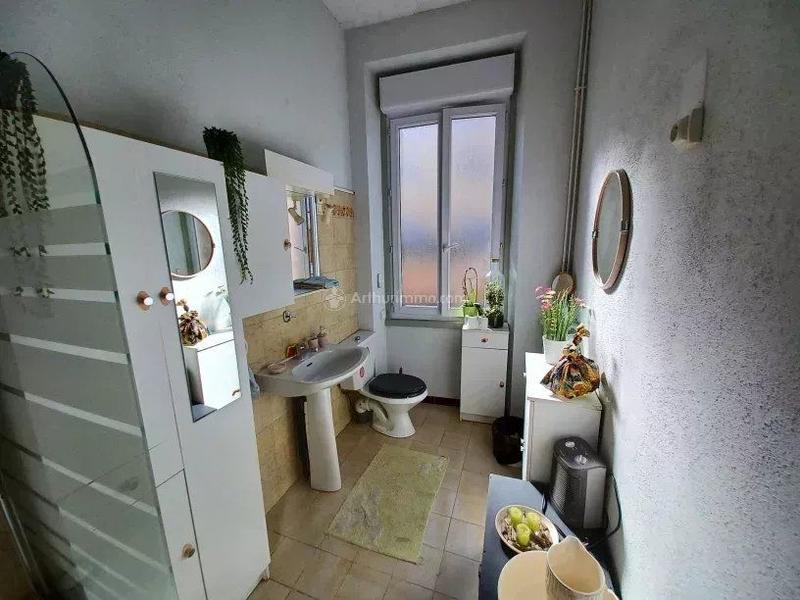 Maison - 182 m² - 7 pièces