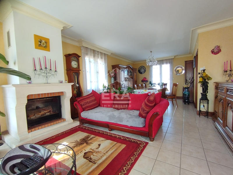 Maison - 143 m² - 7 pièces