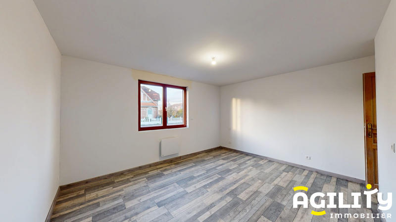 Appartement - 100 m² - 4 pièces