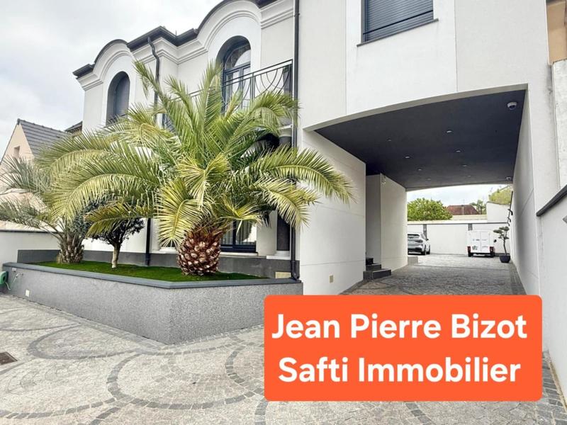 Maison - 145 m² - 6 pièces