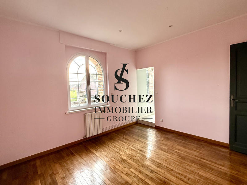 Maison - 352 m² - 10 pièces