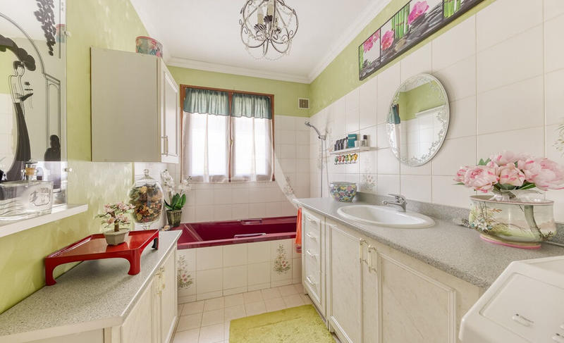 Maison - 100 m² - 6 pièces