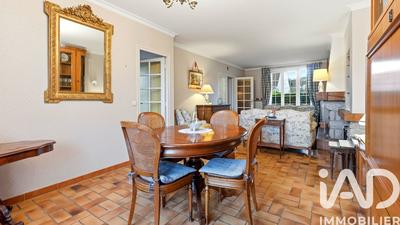 Maison - 140 m² - 7 pièces