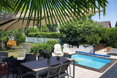 Maison - 179 m² - 6 pièces