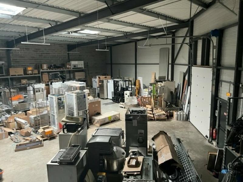 Local d'activité / Entrepôt - 1 286 m²