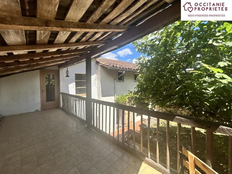 Maison - 200 m² - 7 pièces