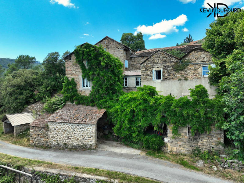 Mas - 317 m² - 11 pièces