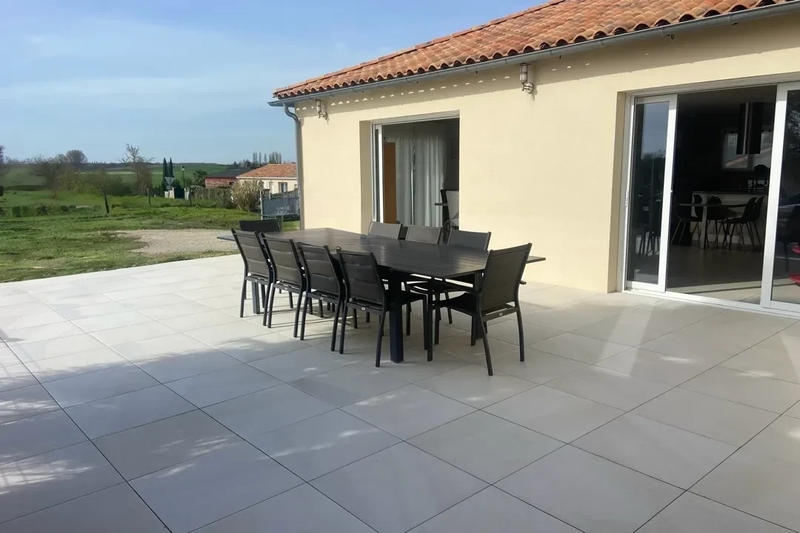 Maison - 198 m² - 6 pièces