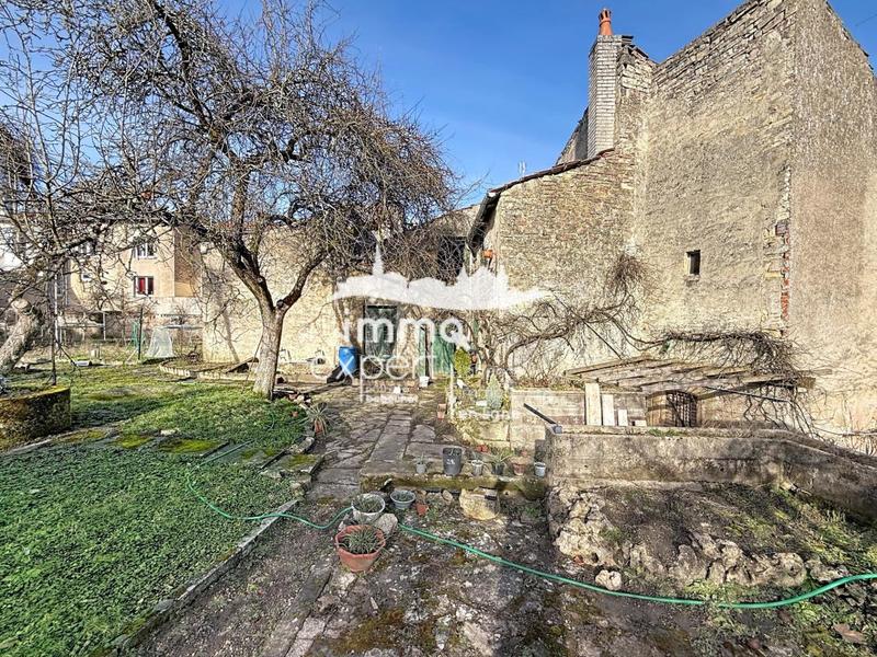 Maison de ville - 246 m² - 7 pièces