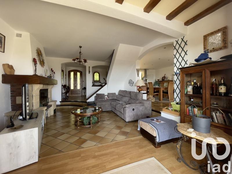 Maison - 180 m² - 7 pièces