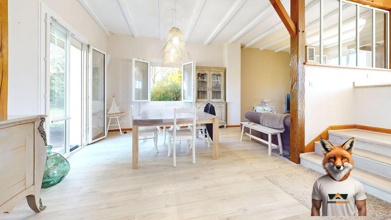 Maison - 230 m² - 9 pièces