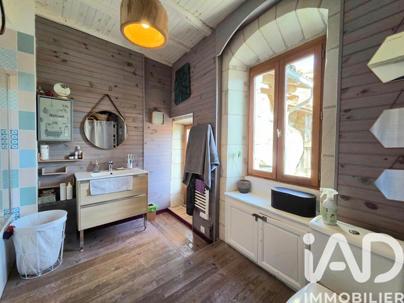 Maison - 294 m² - 10 pièces