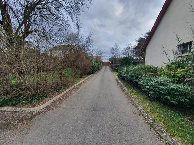 Maison - 228 m² - 5 pièces