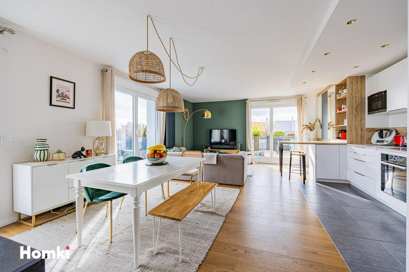 Appartement - 90 m² - 4 pièces