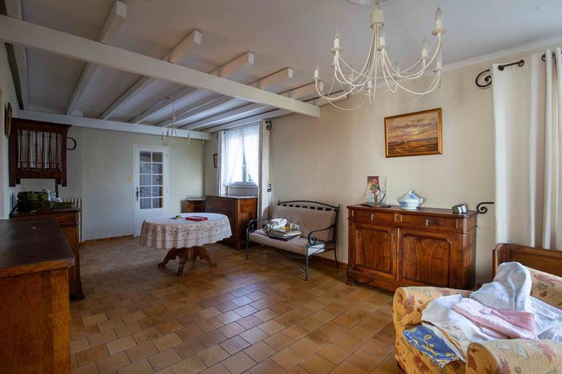 Maison - 280 m² - 9 pièces