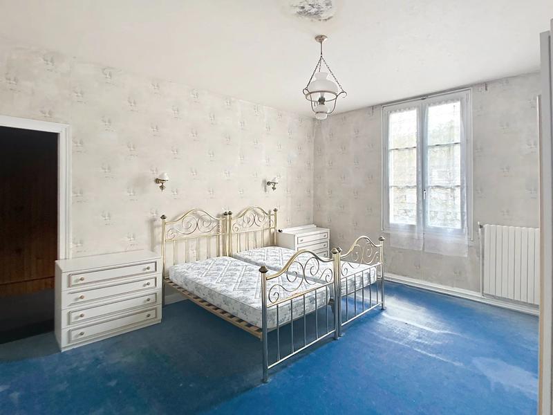 Maison - 165 m² - 5 pièces