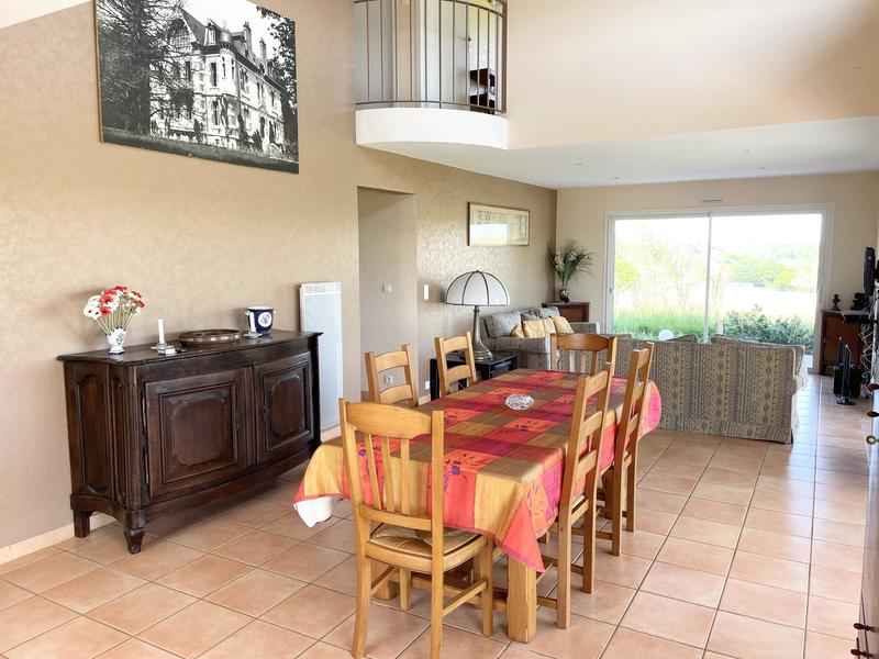 Maison - 172 m² - 5 pièces