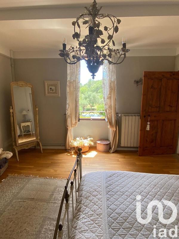 Bastide - 209 m² - 5 pièces