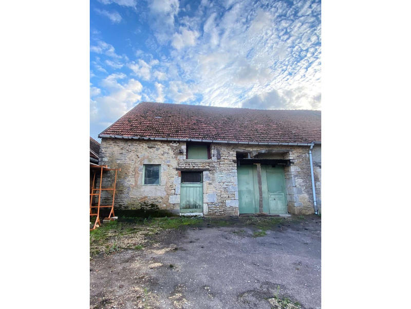 Maison - 260 m² - 6 pièces