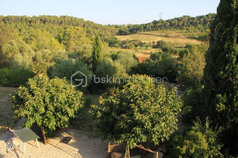 Maison - 350 m² - 15 pièces