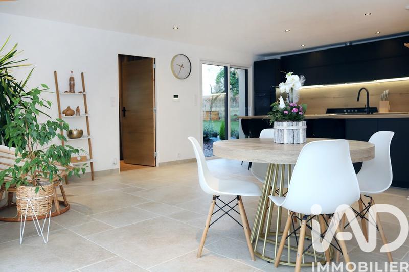 Maison - 133 m² - 7 pièces