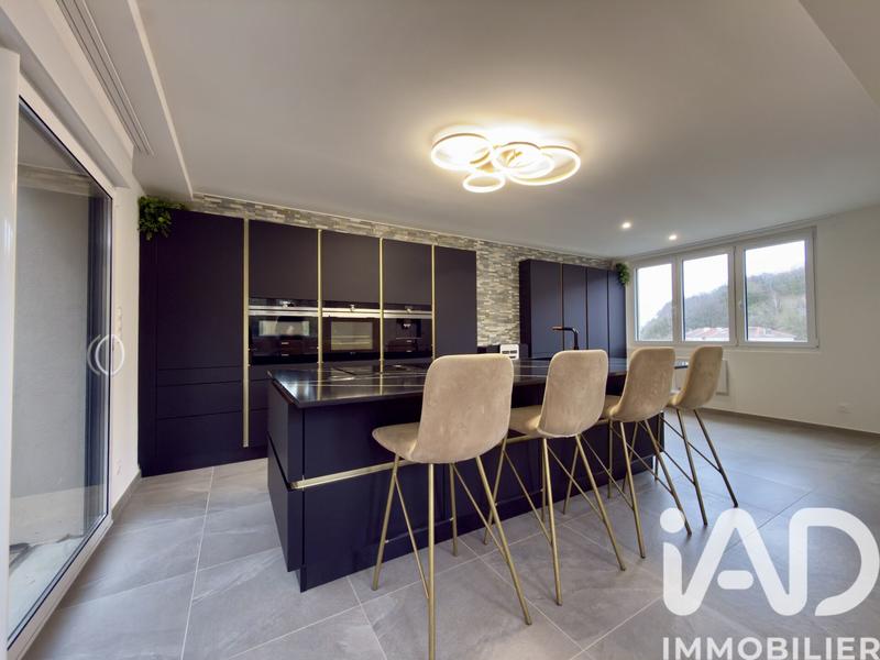 Maison - 100 m² - 5 pièces