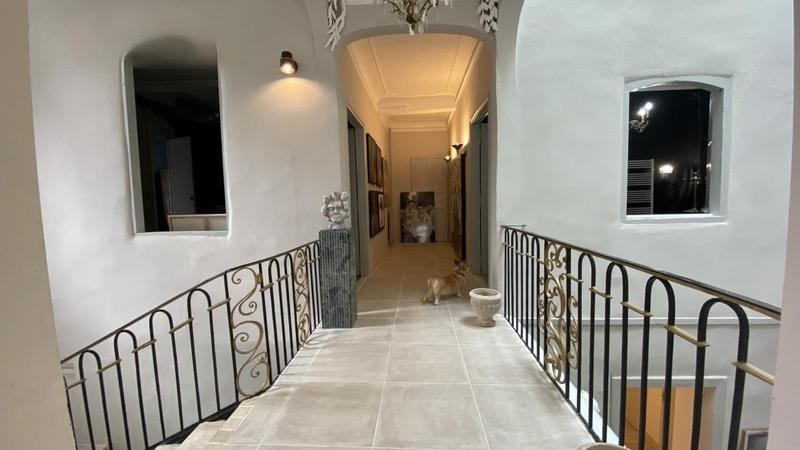 Maison de village - 392 m² - 12 pièces