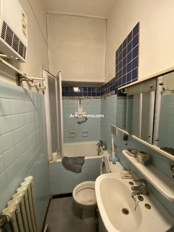 Maison - 470 m² - 16 pièces