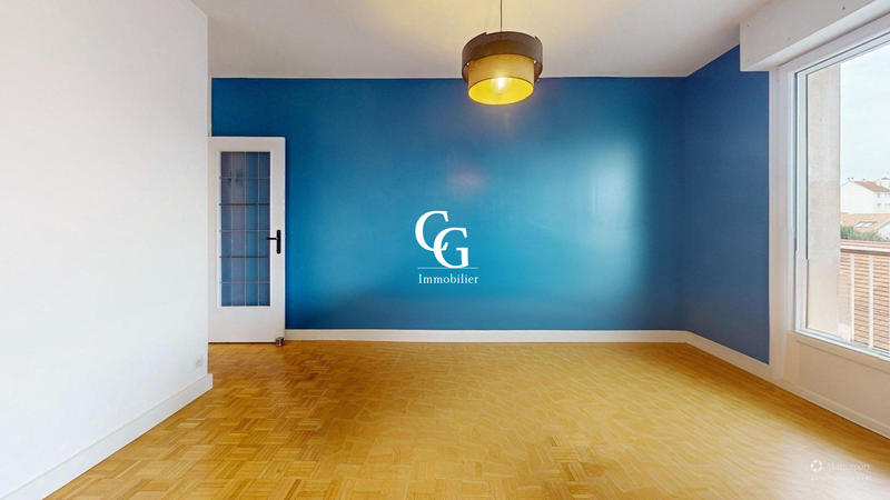 Appartement - 93 m² - 5 pièces