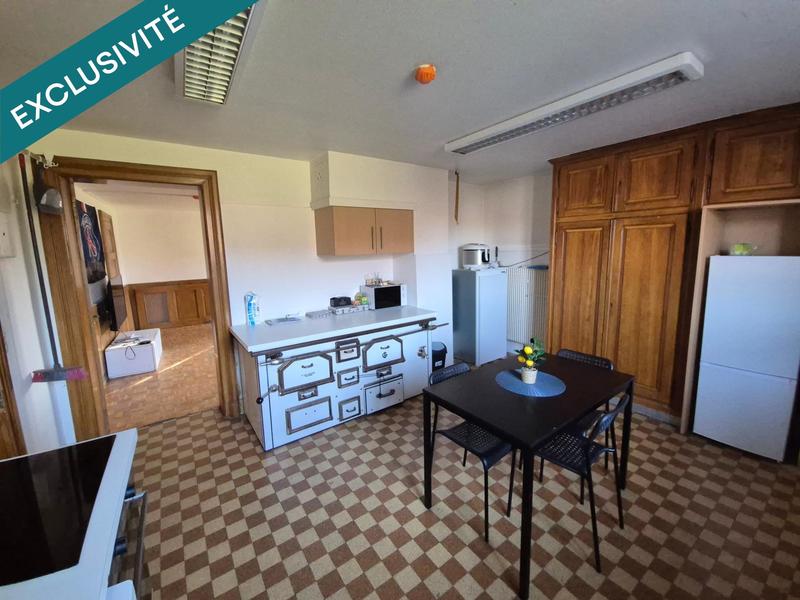 Maison - 150 m² - 10 pièces